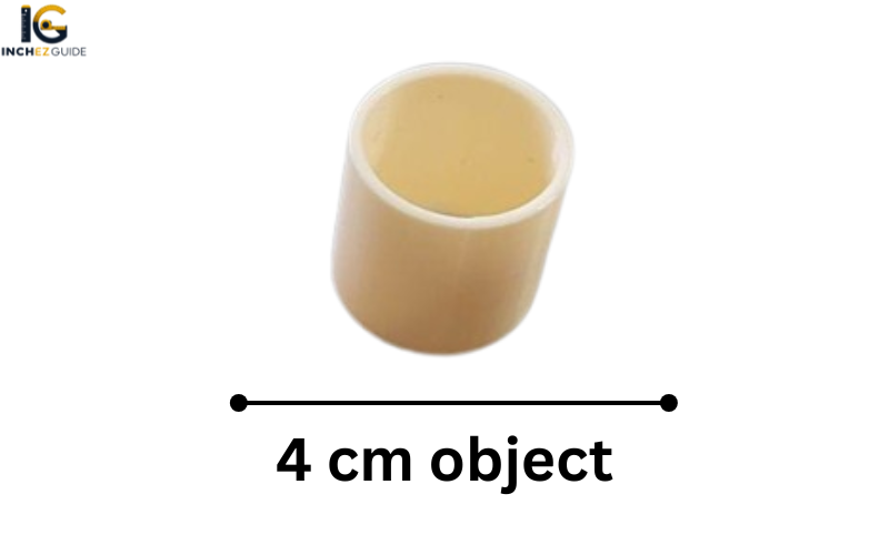 how big is 4 cm